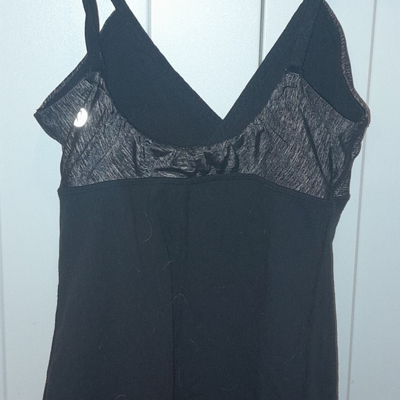 Lululemon yoga tops - Picture 9 of 14